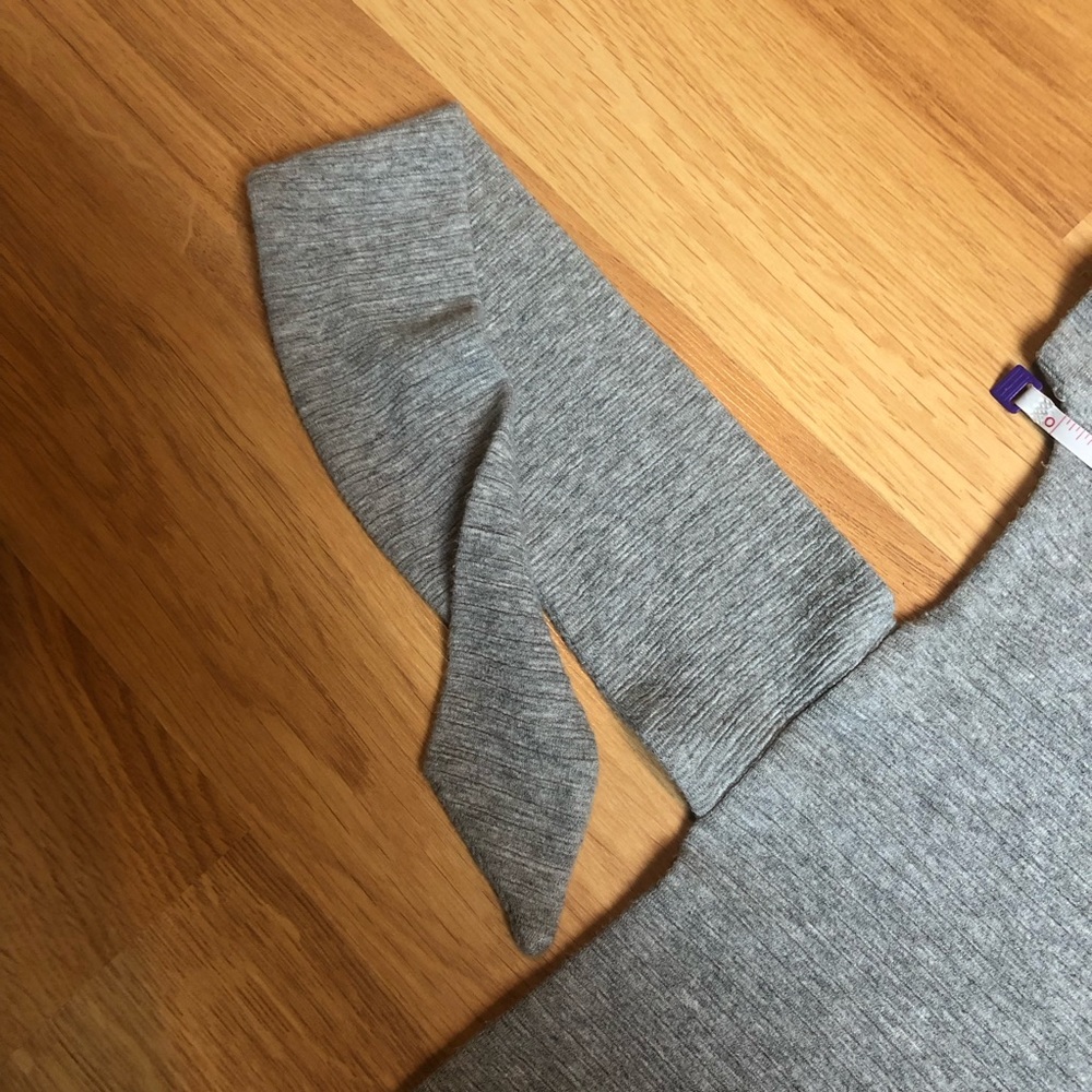 TAHARI sweater shirt grey knot tie shirt sleeve XS - Picture 8 of 14